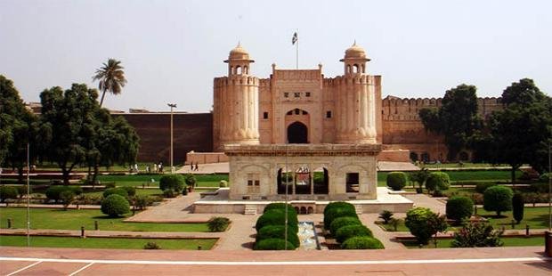 HISTORY OF SHAHI QILA LAHORE PAKISTAN